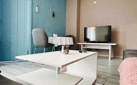 Midtown Apartment